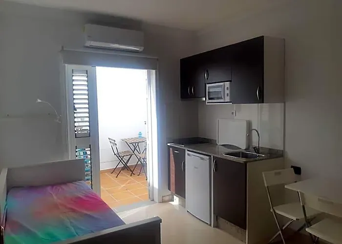 Desconecta En La Isla Mitica