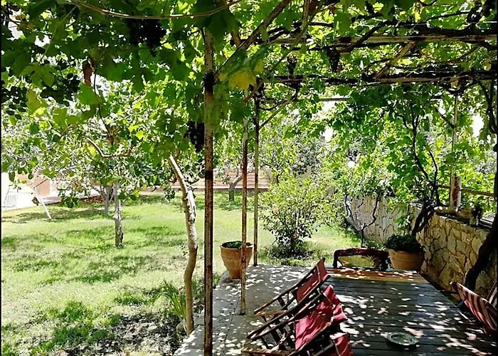Villa Eleana
