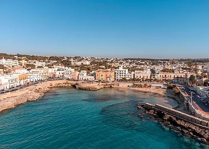 Villa Elena - Two Luxury Suites, Garden & Fast Wi-Fi Near The Sea