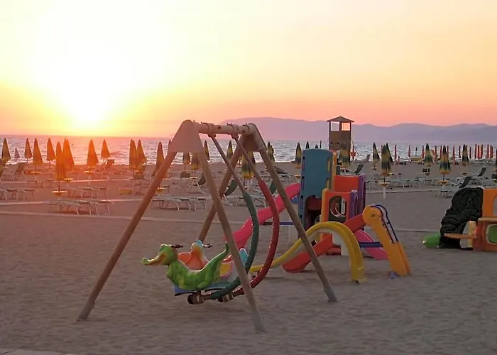 Residence Delle Nazioni - Spiaggia Privata Su Richiesta