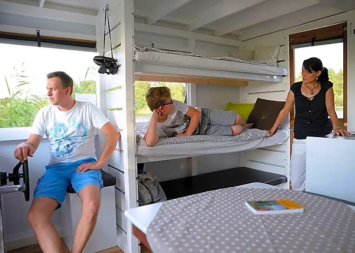 Havel-Cruiser Hausboot-Floesse Mit Stil