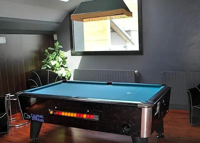 Reial Pirineus Hotel