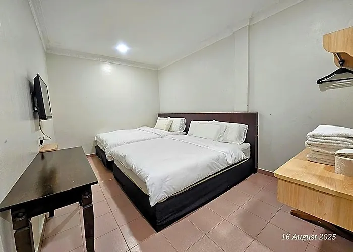 G Six Hotel