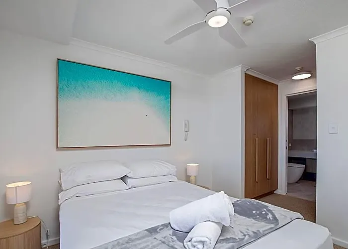 Crystal Beachfront Apartments