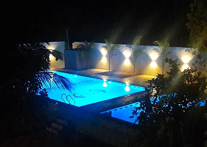 Peacock Reach Hotel