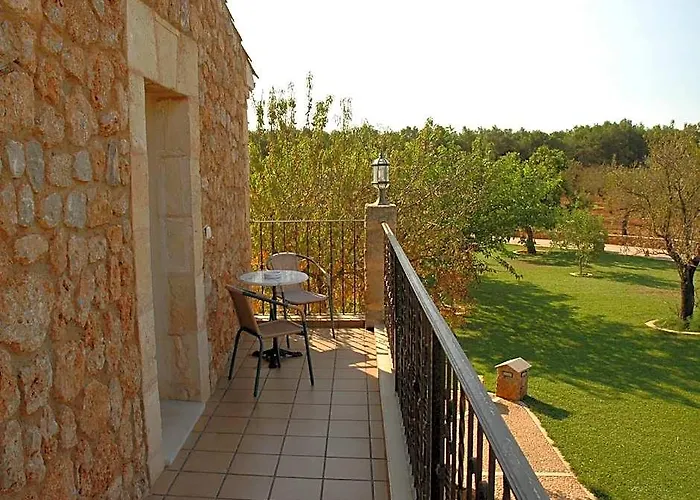 Es Quatre Cantons Hotel