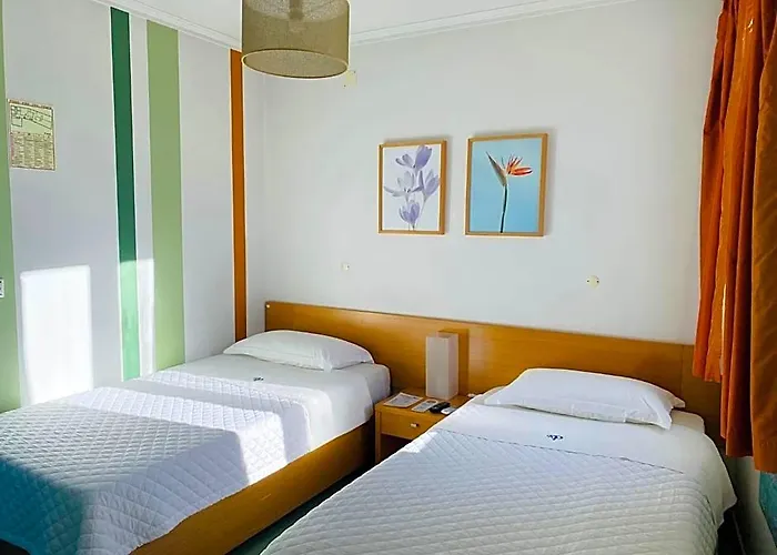 Weaa Hotel