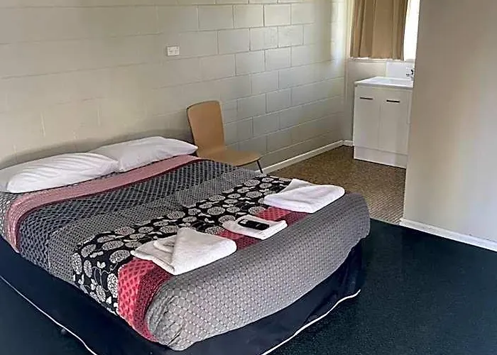 Clermont Hotel Motel