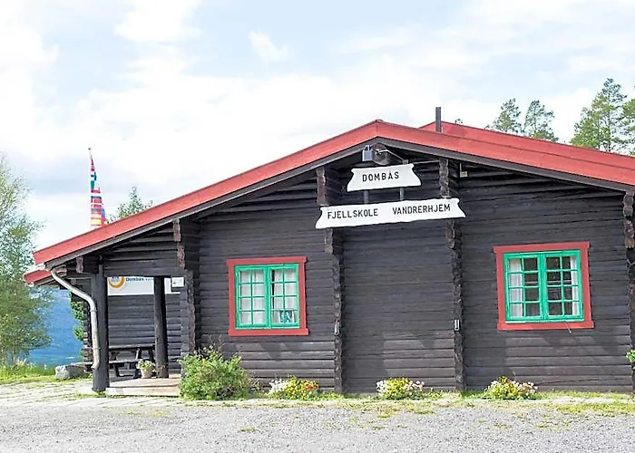 Dombas Hostel