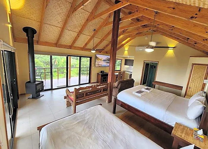 Maleny Tropical Retreat