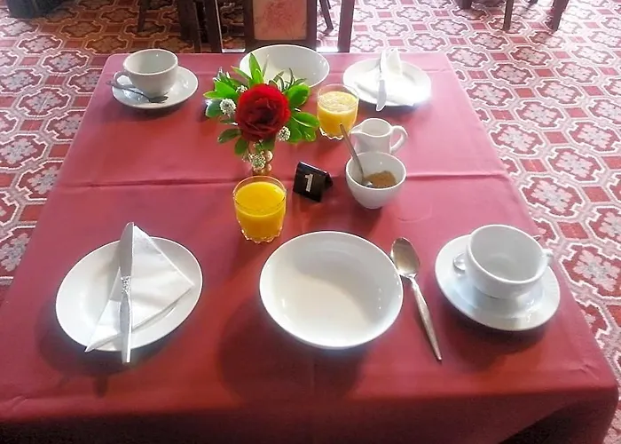 Foveaux Hotel