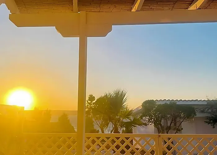 Lassion Golden Bay Sea View