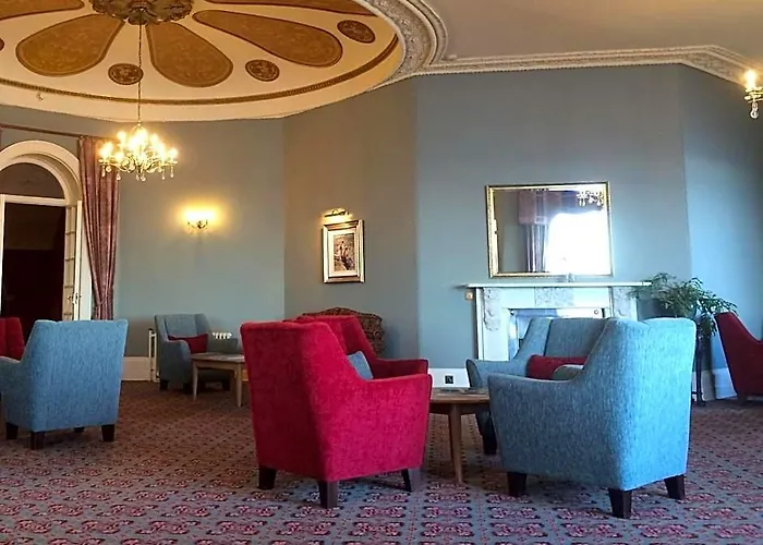 Redcliffe Hotel