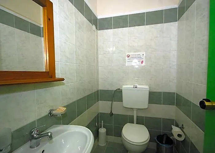 Aloni Suites