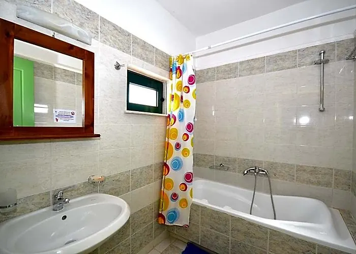 Aloni Suites