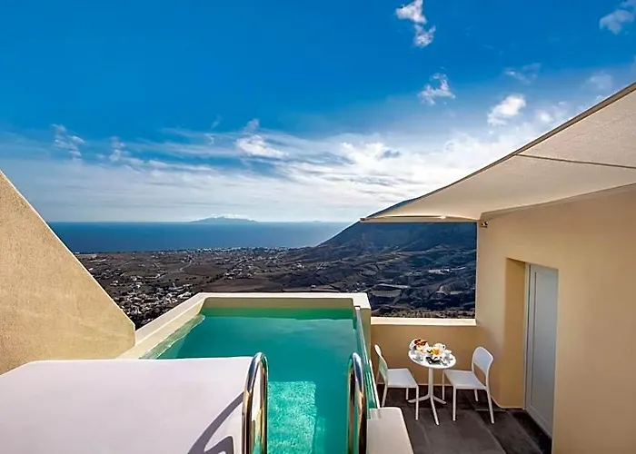 Skyfall Suites - Adults Only