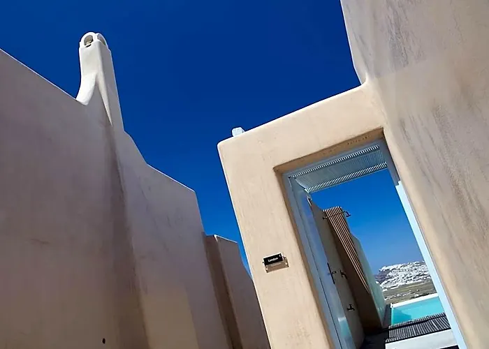 Voreina Gallery Suites