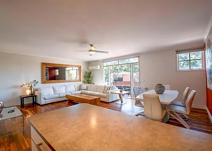 Two Apartments In Garden Complex Near Casino, Mcec And Mcg