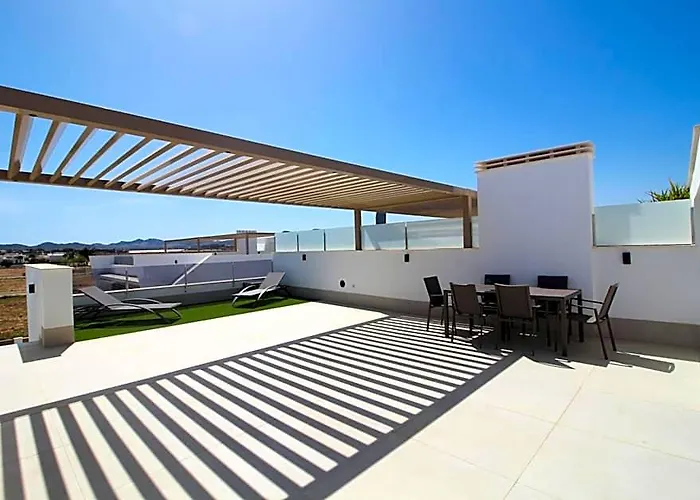 Three Bedroom Seaside Penthouse In Mar De Cristal