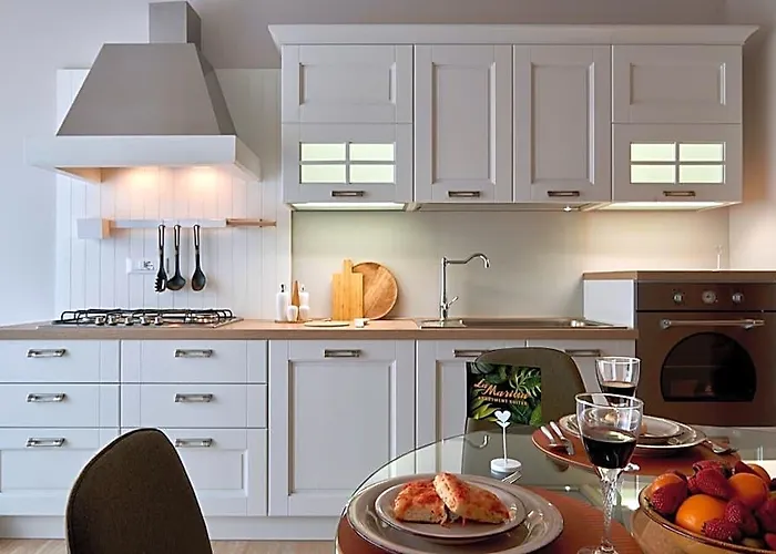 La Marina Apartment Suites