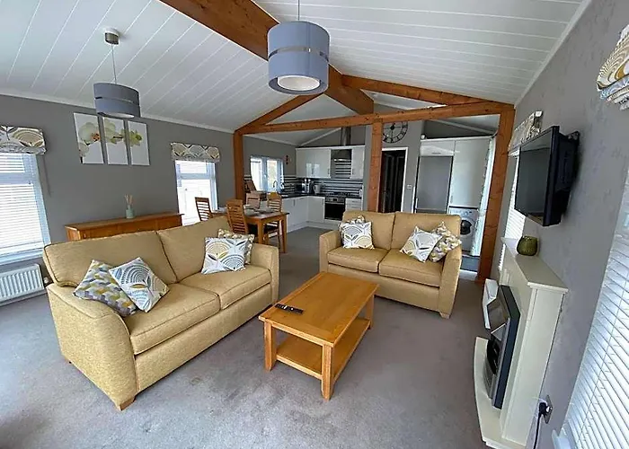Palm Lodge Luxury Holiday Home