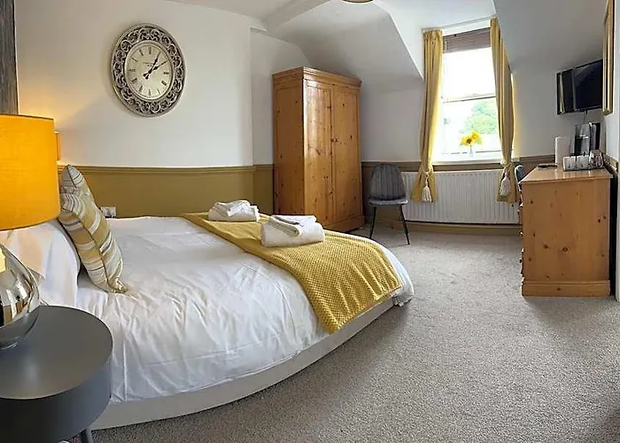 The Golden Lion Hotel