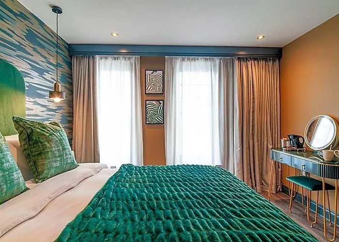 Howfield Hotel