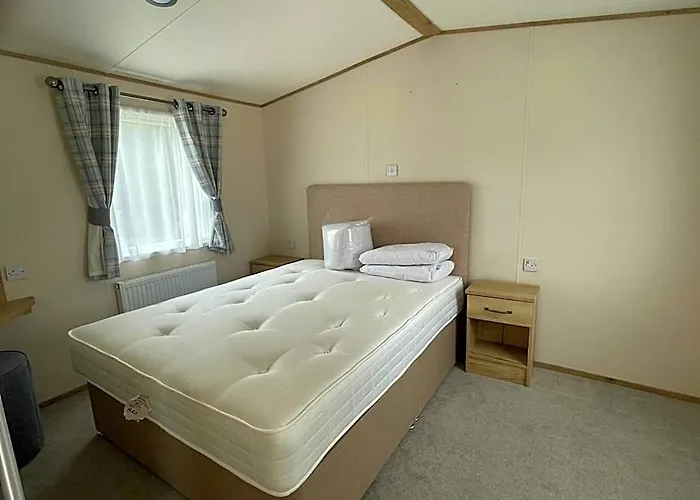 Emma'S Pad At Hoburne Naish - New Forest - Wheel Chair Accessible With Wetroom And Ramp