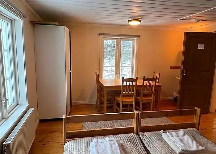 Lantlivlodge I Oesterjoern - Midgard
