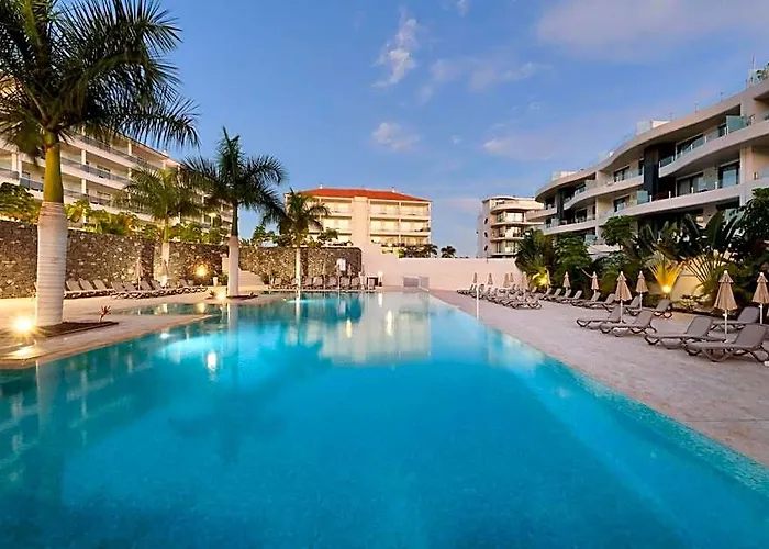 Marinell Collection Palm-Mar