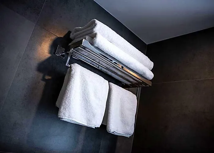 The Orange House Boutique Hotel And Upstairs Rooftop Bar Center Of La Cala De Mijas 100M From The Beach