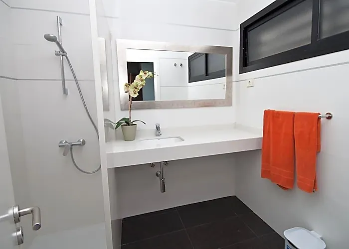 Amadores Beach Apartments
