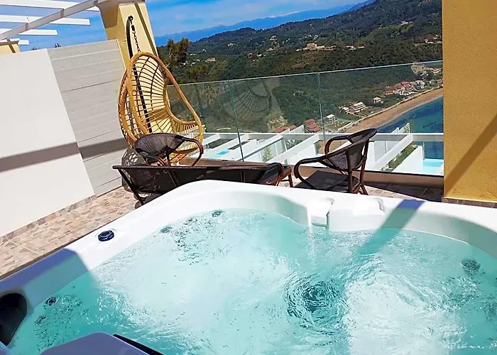 Zeus Throne Suites