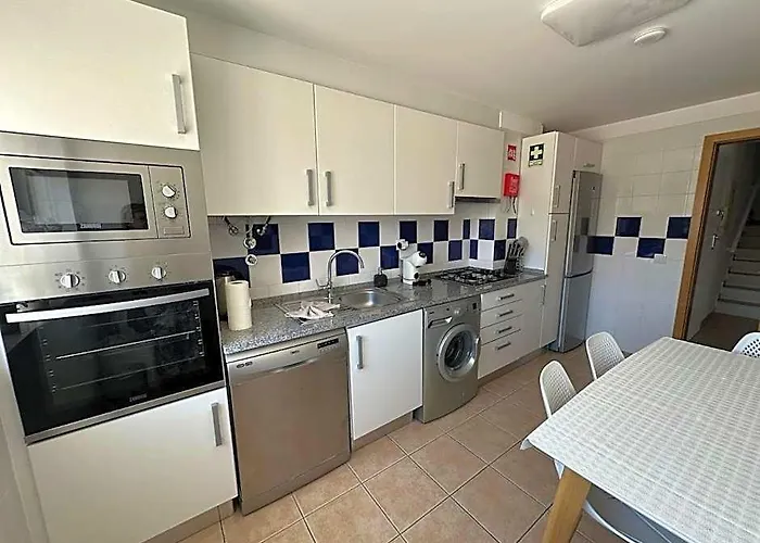 Fresh & Breezy Tavira Apartment