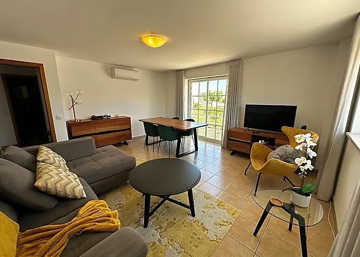 Fresh & Breezy Tavira Apartment