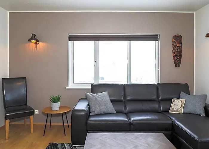 E18 Apartments