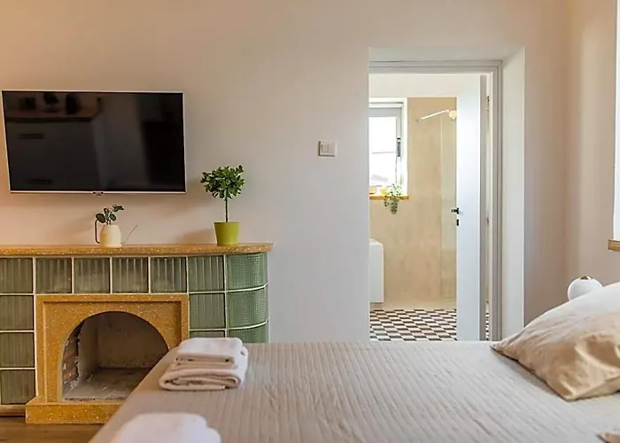 Rooms - Unique Staying In Paphos Centre