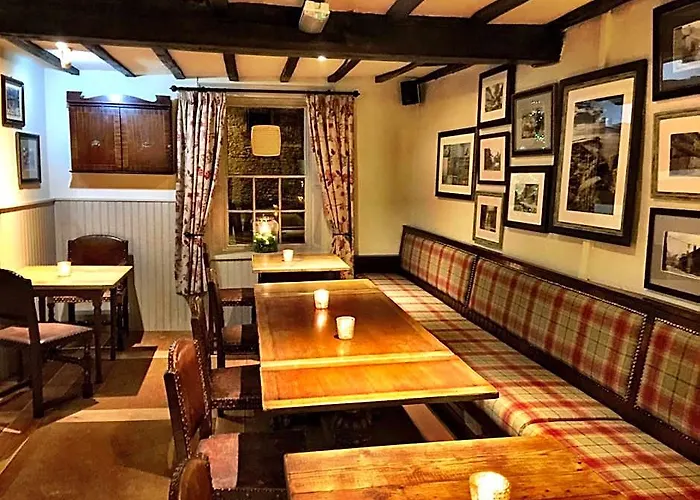The Moon Inn At Stoney Middleton