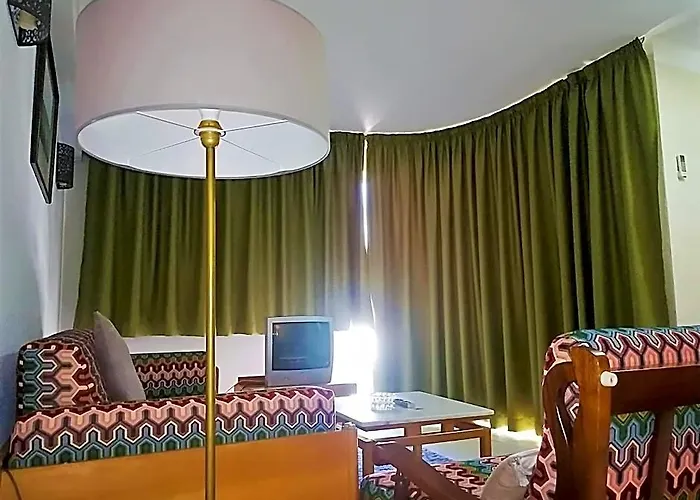 Apartamentos Turisticos Lindomar