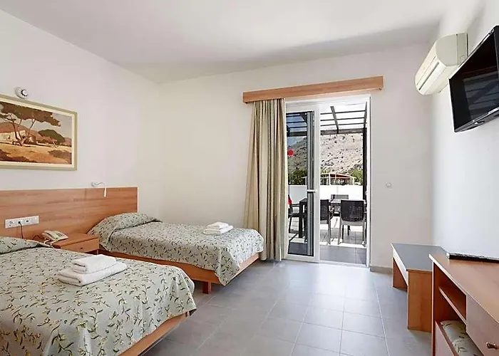 Matina Pefkos Aparthotel
