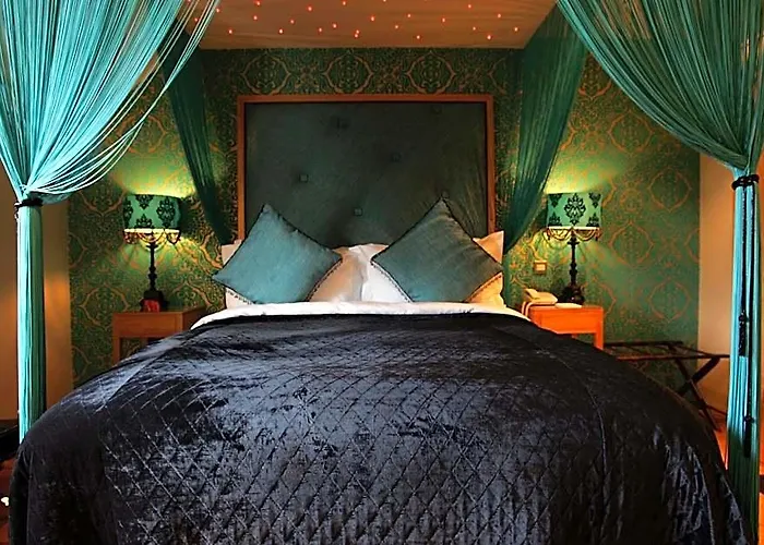 Glenskirlie Castle Hotel