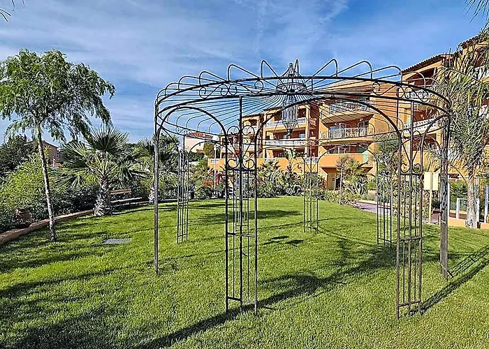 Appart Hotel Lou Castelet