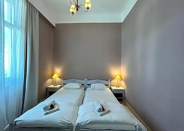 Tinion Urban Hotel