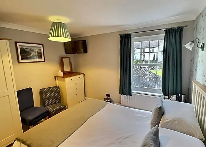Three Shires Inn