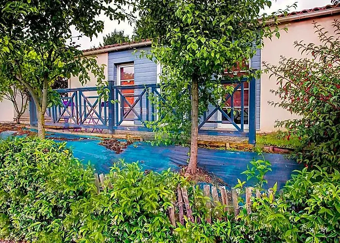 Hotel Olydea Les Epesses - A 2,5Km Du Puydufou