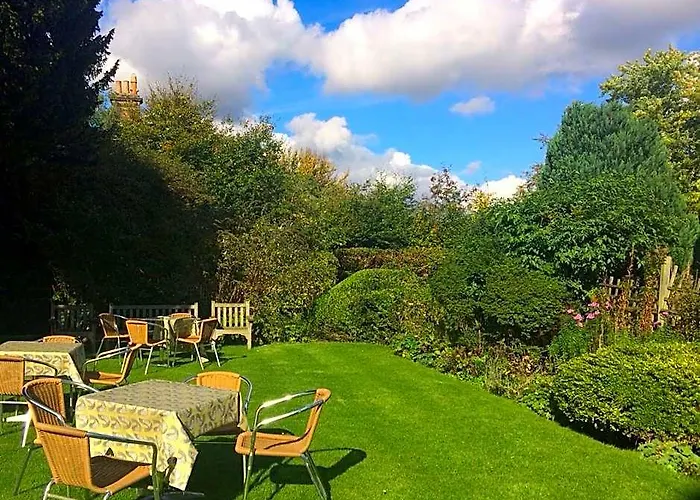 Worsley Arms Hotel