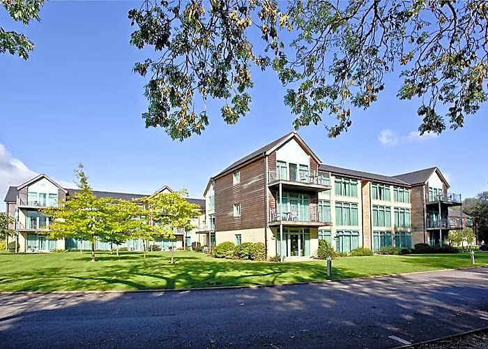 De Vere Cotswold Water Park Apartments