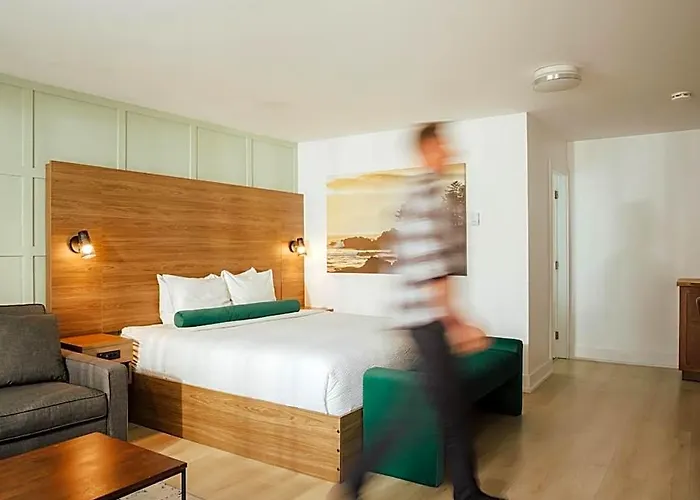Ukee Peninsula Motel