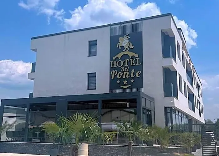 Hotel Del Ponte