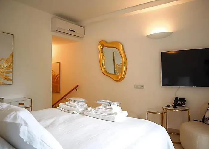 The White Knight Premium Boutique Hotel